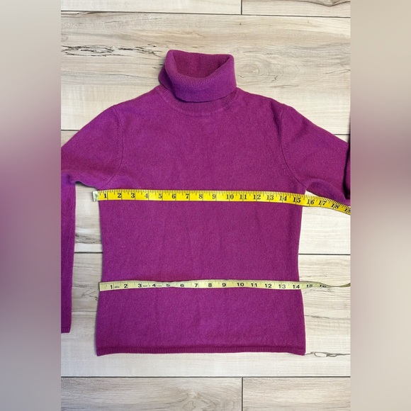 Charter Club Sweater - Picture 7 of 7